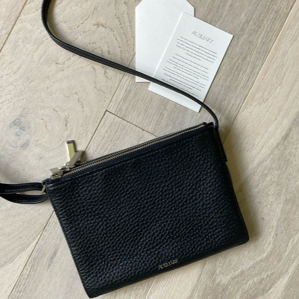 Aritzia Auxillary Leather “trio” crossbody, black pebbled leather